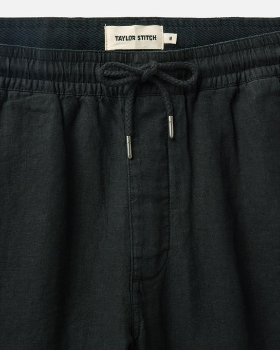 The Après Short in Coal Hemp